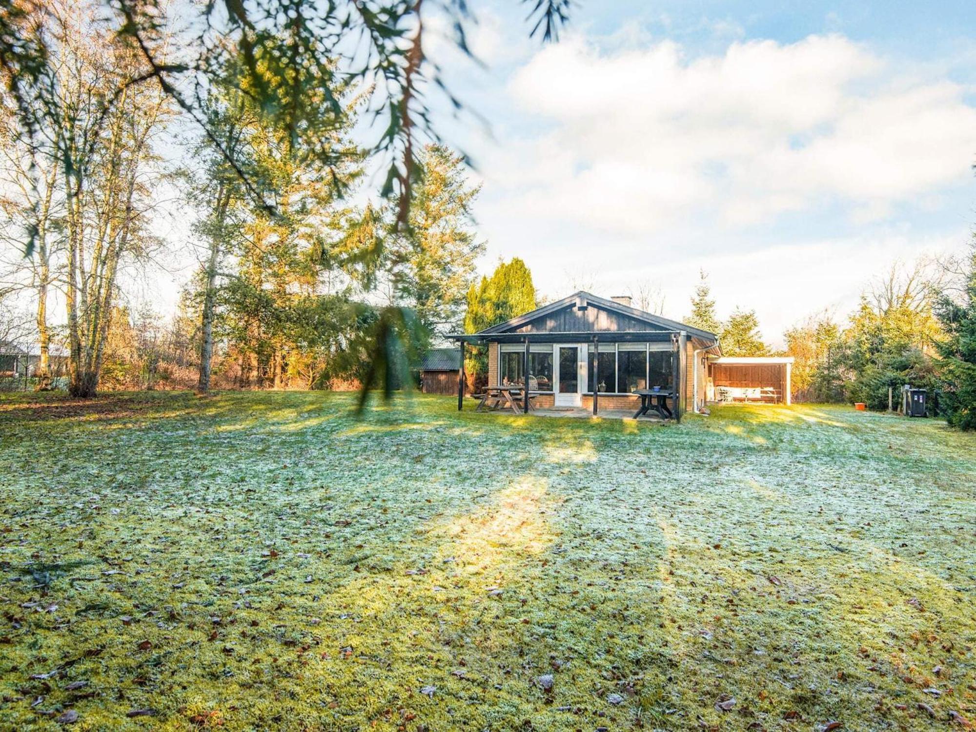 2 Person Holiday Home In Tarm Fjerbæk Zewnętrze zdjęcie