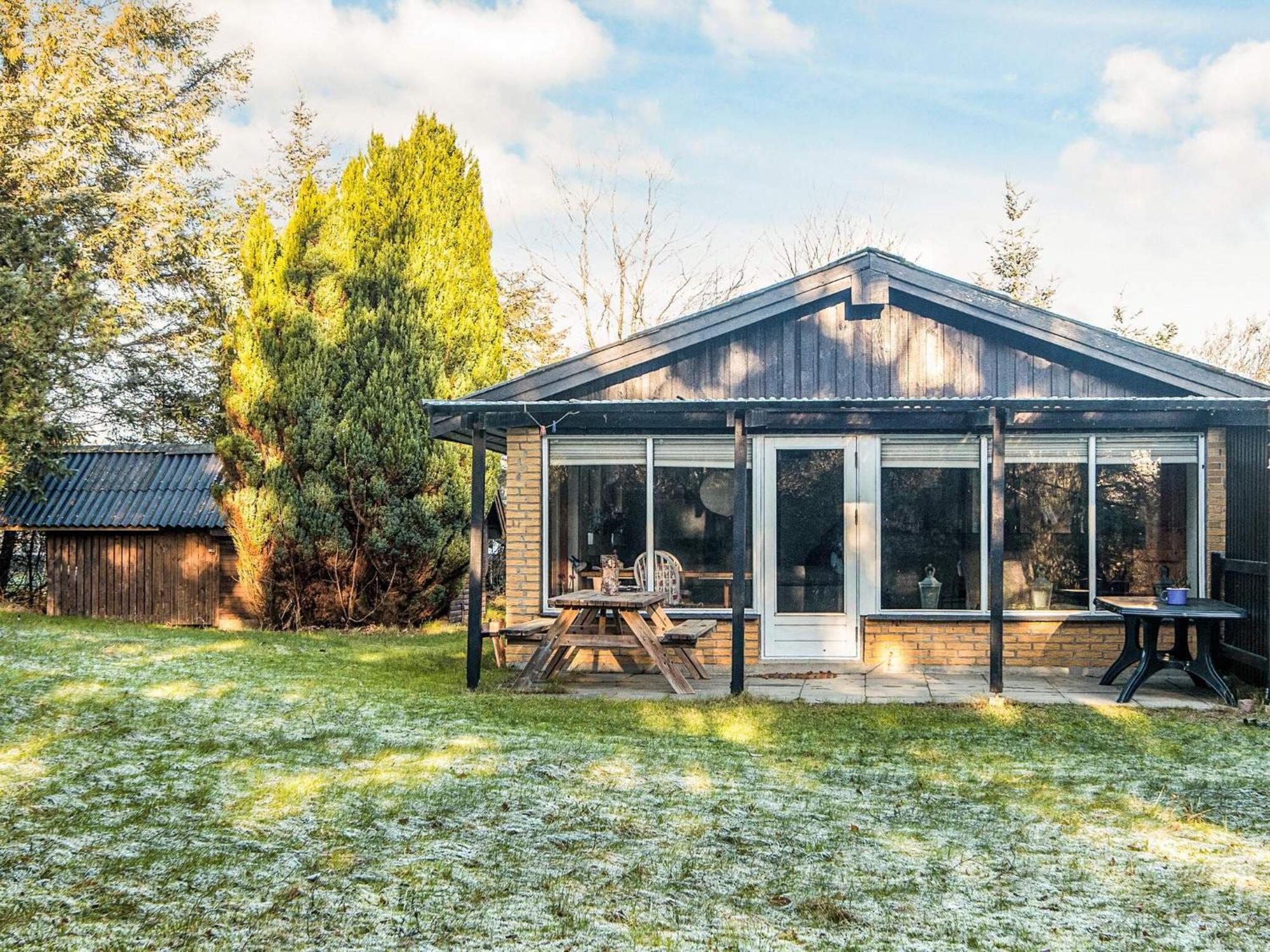 2 Person Holiday Home In Tarm Fjerbæk Zewnętrze zdjęcie