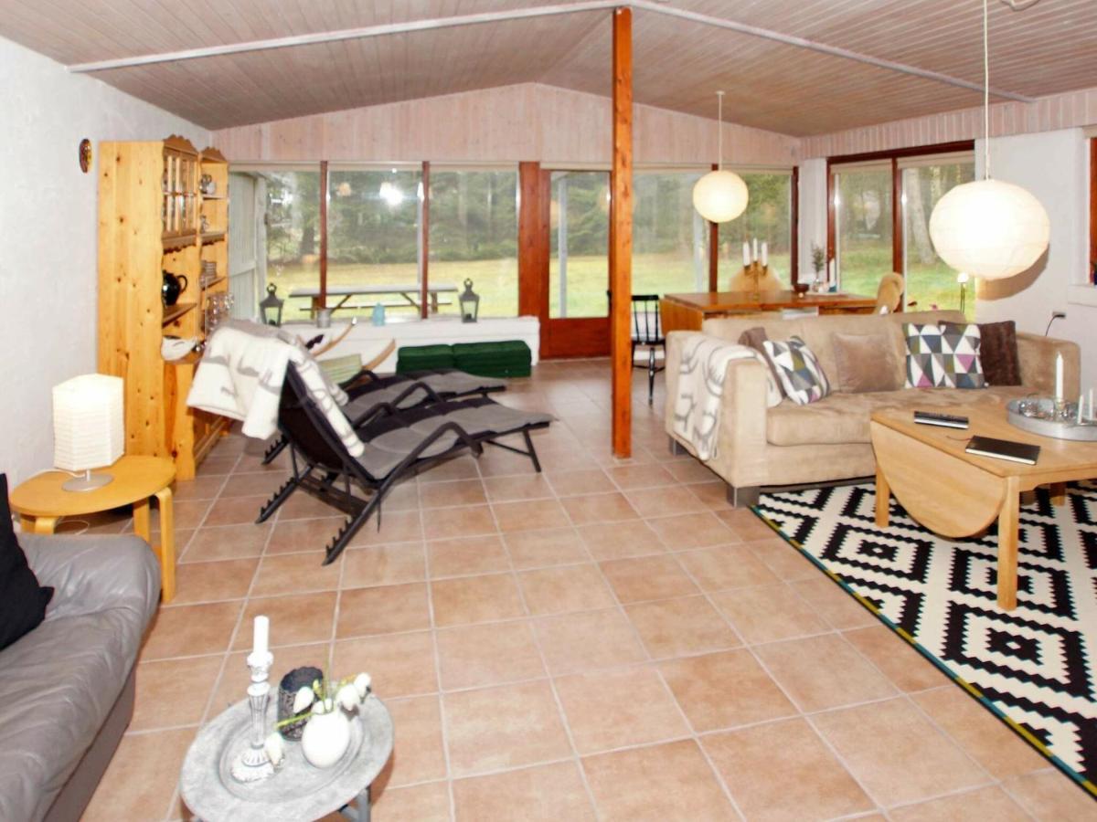 2 Person Holiday Home In Tarm Fjerbæk Zewnętrze zdjęcie