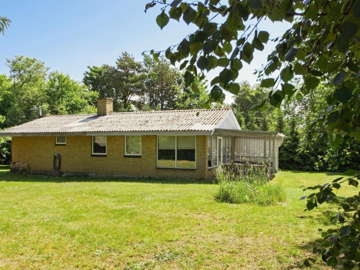 2 Person Holiday Home In Tarm Fjerbæk Zewnętrze zdjęcie